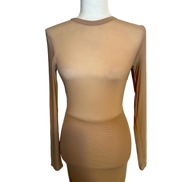 HOUSE OF CB LONDON - Sheer Top, Form Fitting Dress. Lined From Waist Down.Size S - Picture 8 of 11